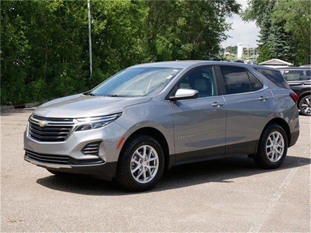 2023 Chevrolet Equinox LT photo 3