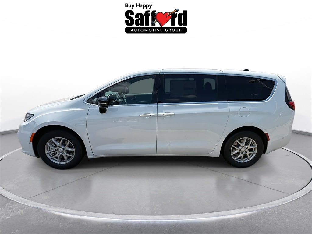 2025 Chrysler Pacifica photo 5