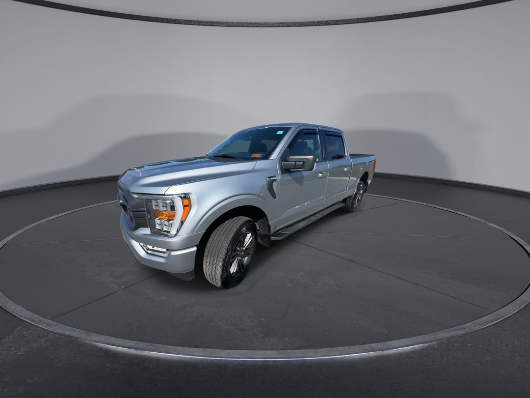 2023 Ford F-150 XLT photo 4