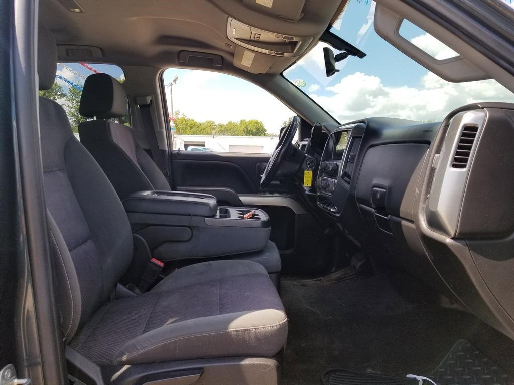 2017 Chevrolet Silverado 1500 LT photo 25