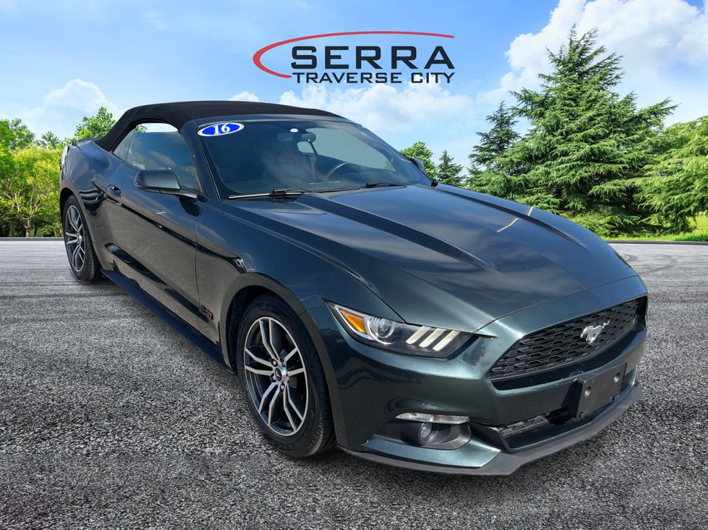 2016 Ford Mustang EcoBoost Premium photo 3