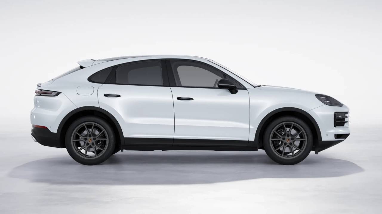 2026 Porsche Cayenne Coupe photo 6
