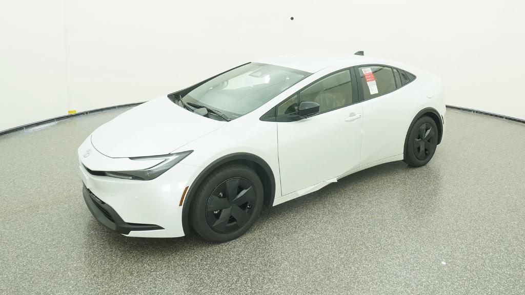 2026 Toyota Prius LE's photo