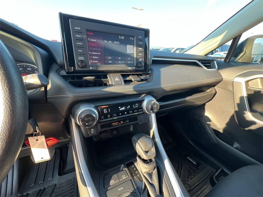 2022 Toyota RAV4 Hybrid LE photo 22