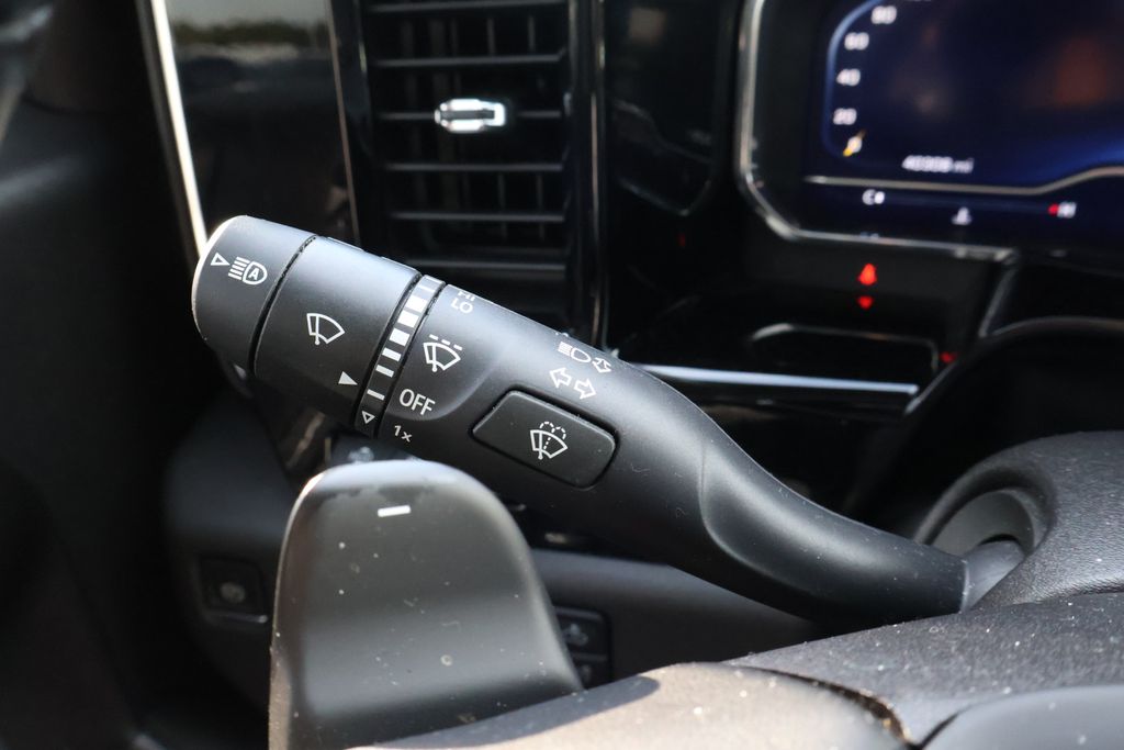 2022 Chevrolet Silverado 1500 LTZ photo 22
