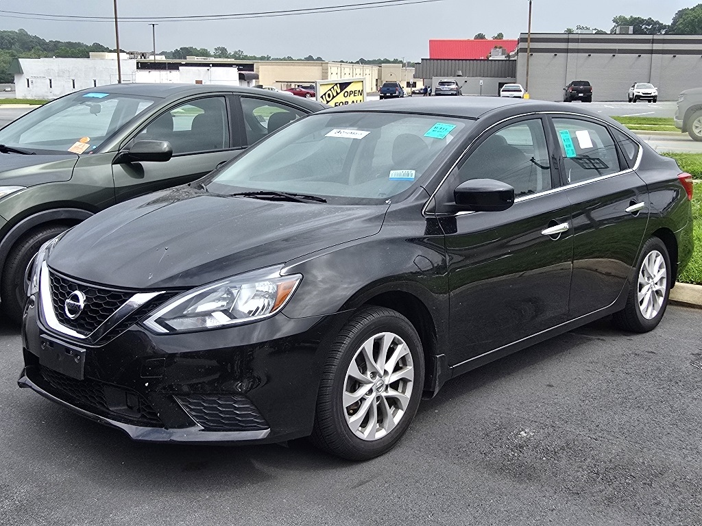 2018 Nissan Sentra SV photo 2