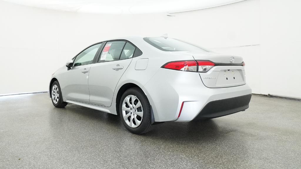 2025 Toyota Corolla LE photo 14