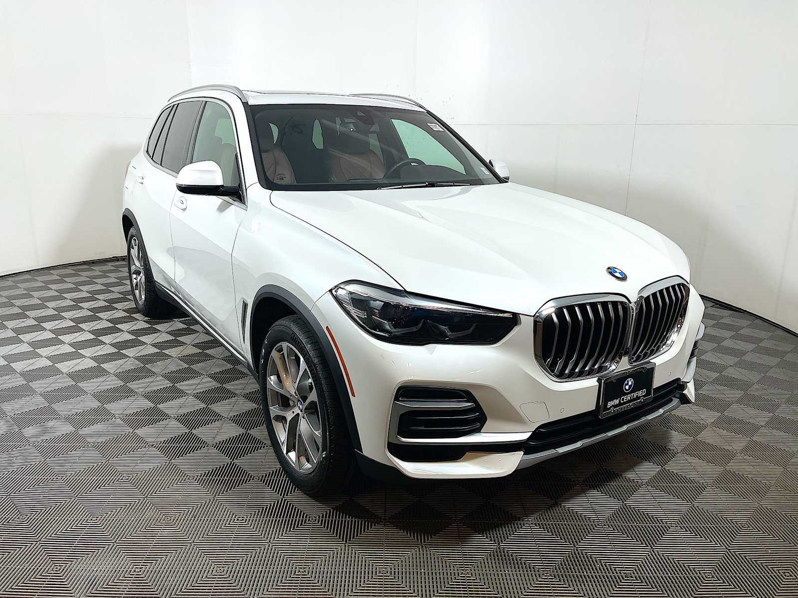 2023 Bmw X5 xDrive40i photo 2