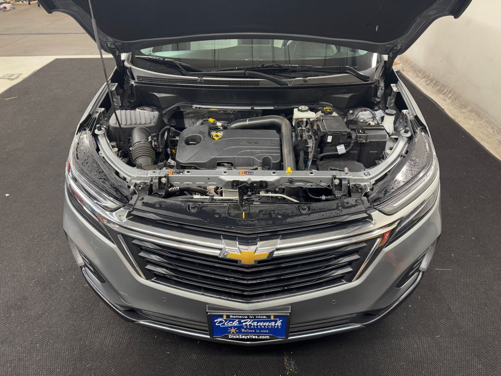 2024 Chevrolet Equinox LT photo 11