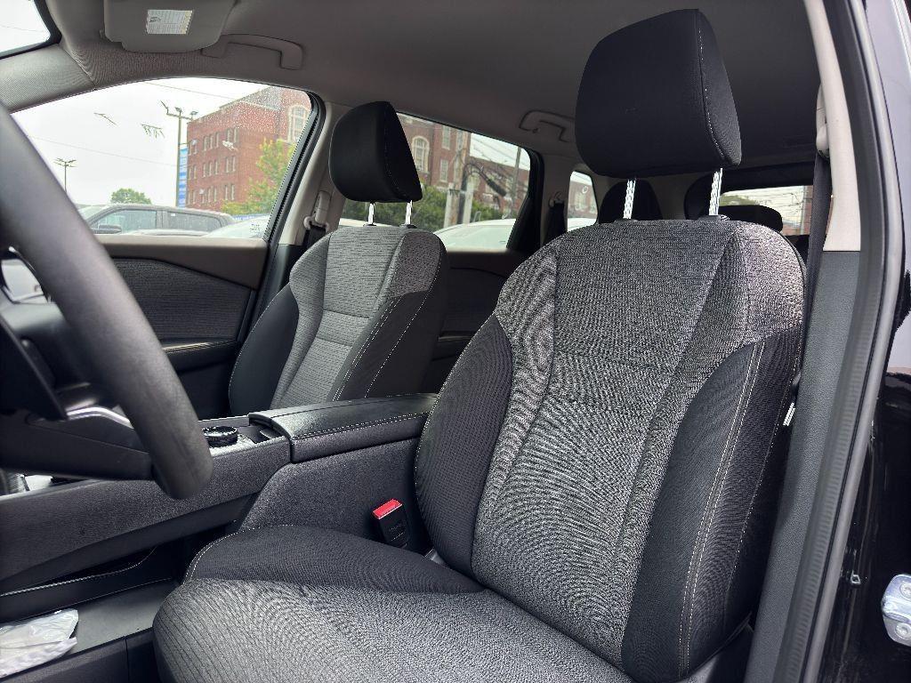 2021 Nissan Rogue SV photo 15