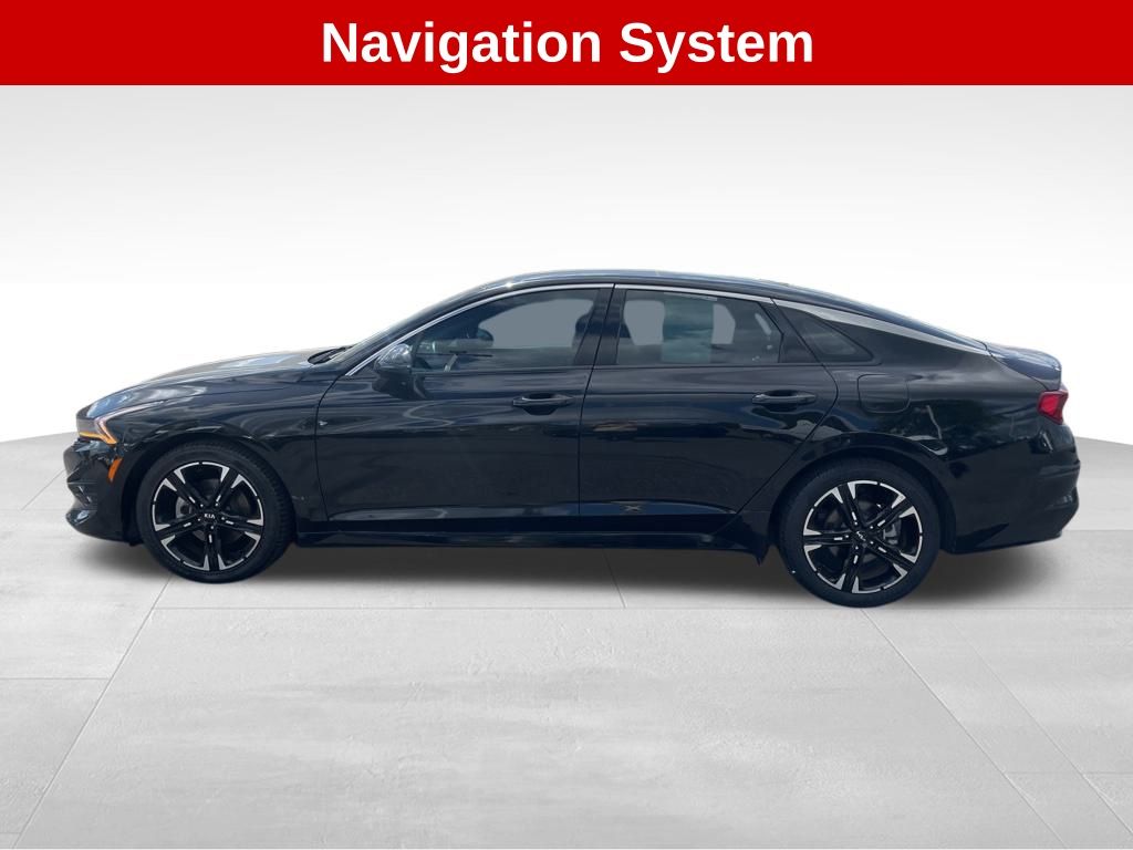 2022 Kia K5 GT-Line photo 2