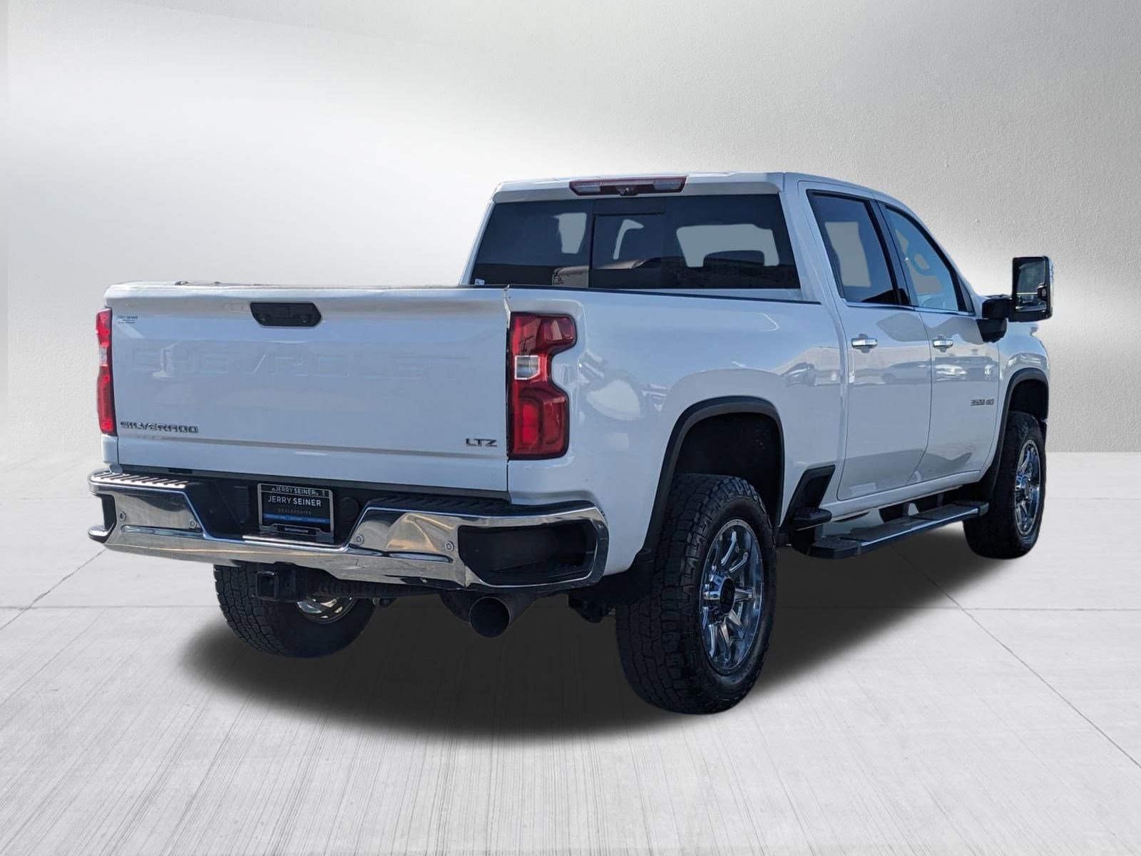 2021 Chevrolet Silverado 3500HD LTZ photo 5