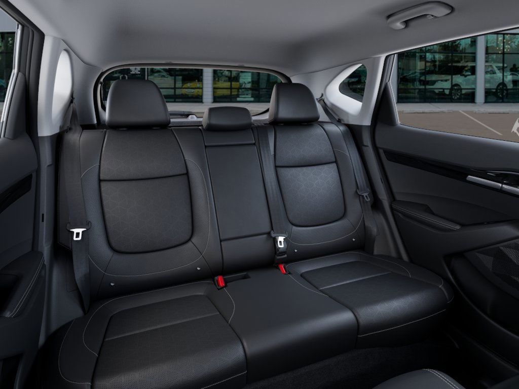 2025 Kia Seltos EX photo 4