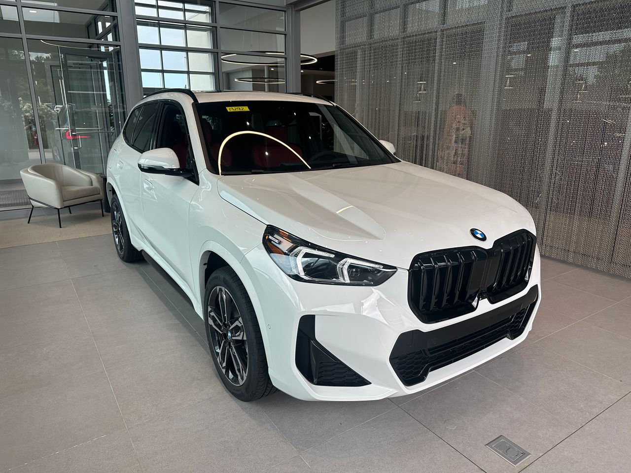 New 2025 Alpine White BMW xDrive28i image 1