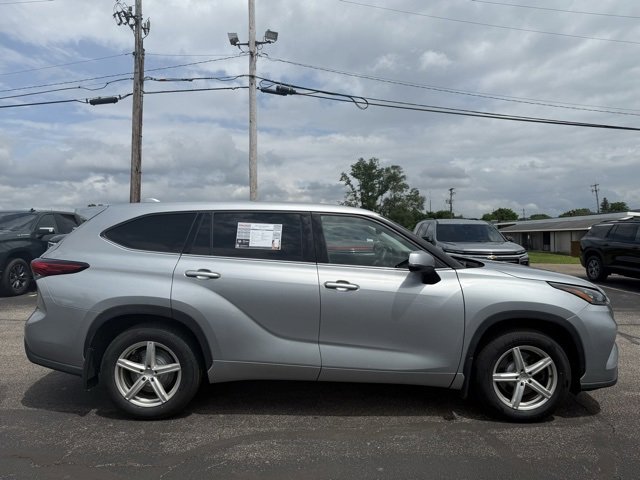 2020 Toyota Highlander L photo 5