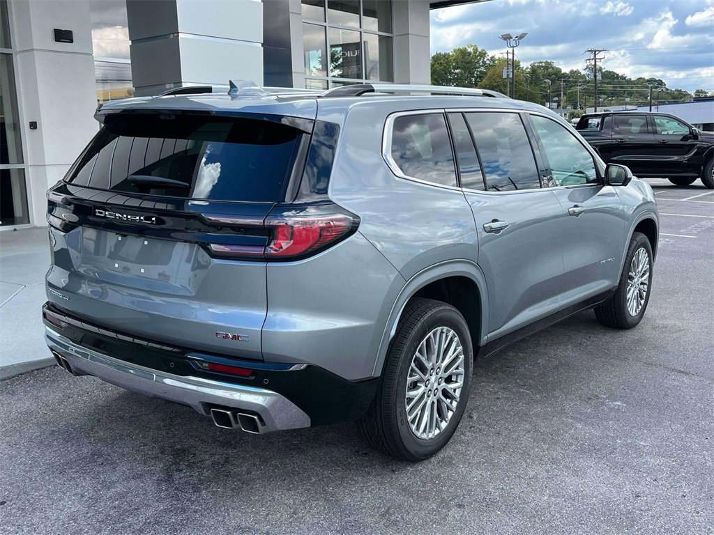2026 Gmc Acadia Denali photo 2
