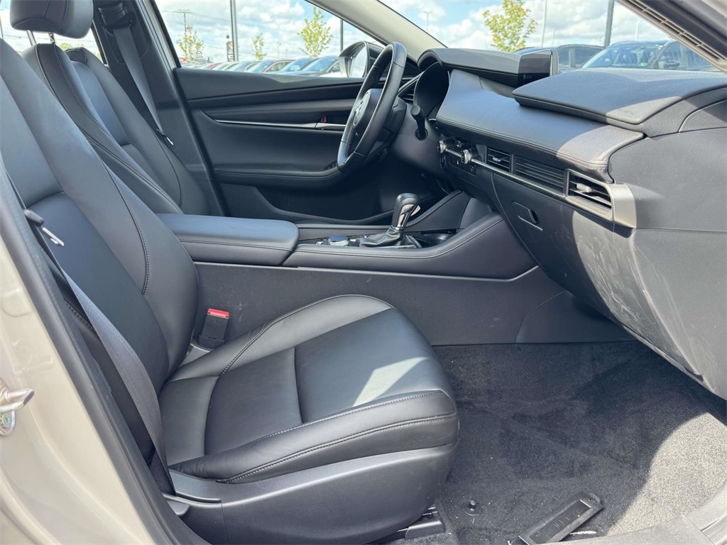 2025 Mazda Mazda3 2.5 Select Sport photo 16