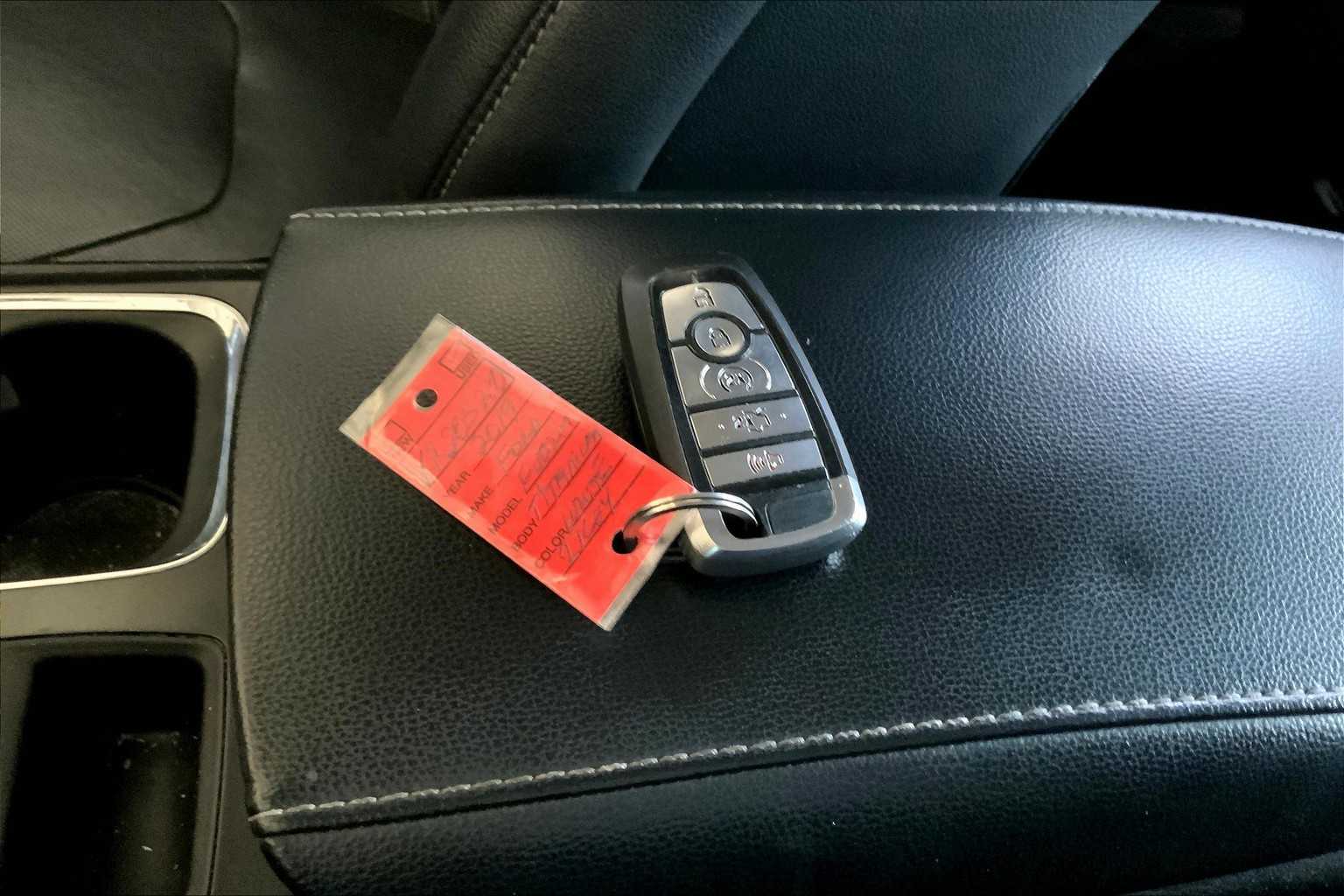 2019 Ford Fusion Titanium photo 13