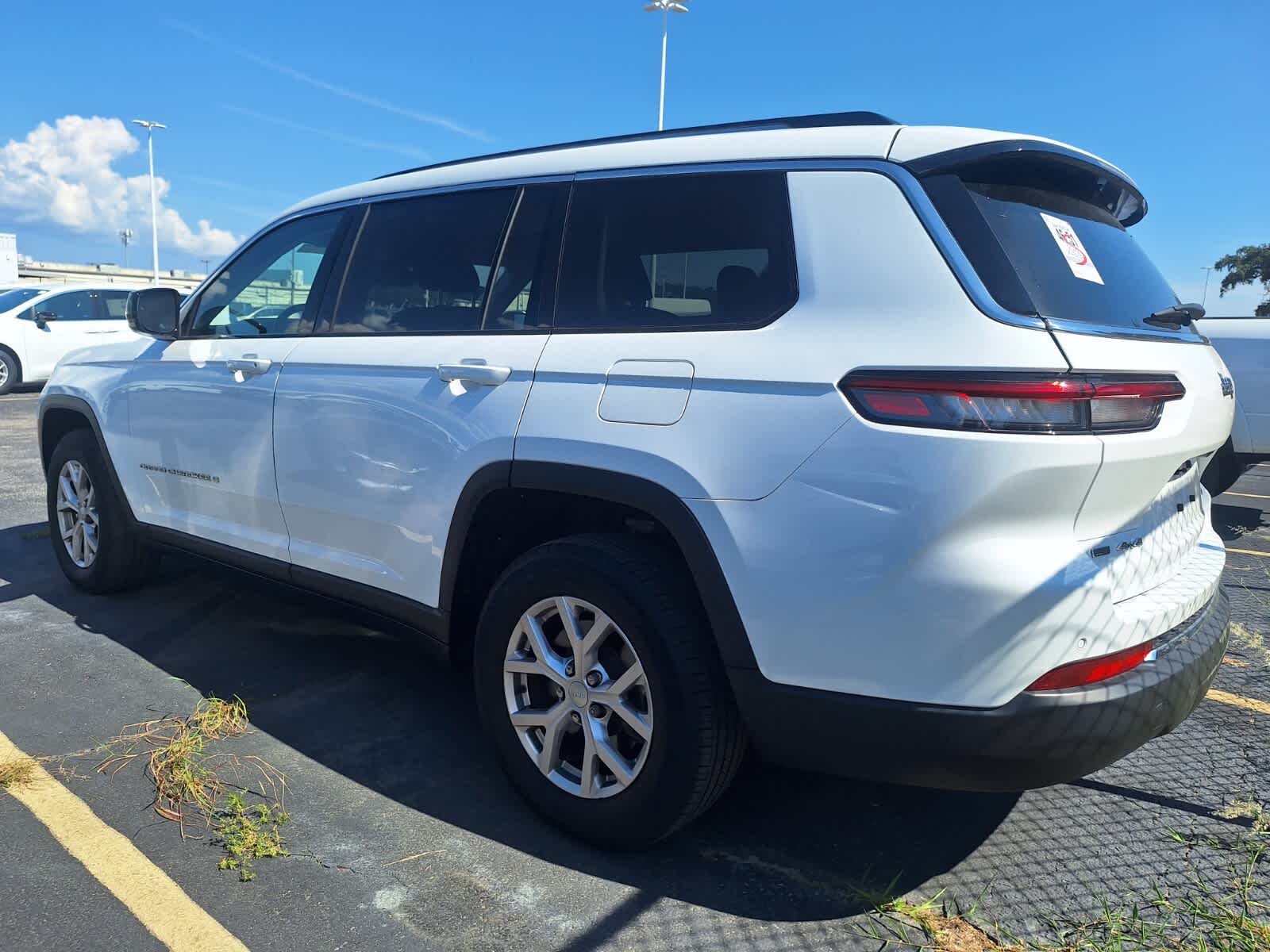 2022 Jeep Grand Cherokee Limited photo 4