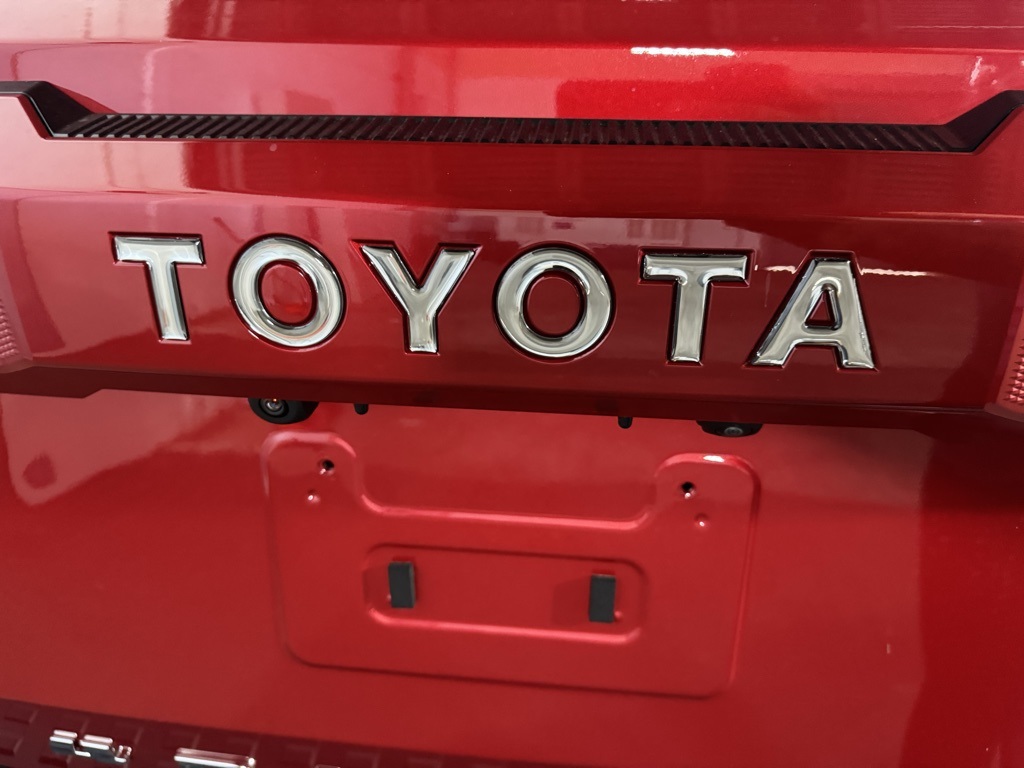 2025 Toyota 4Runner photo 21