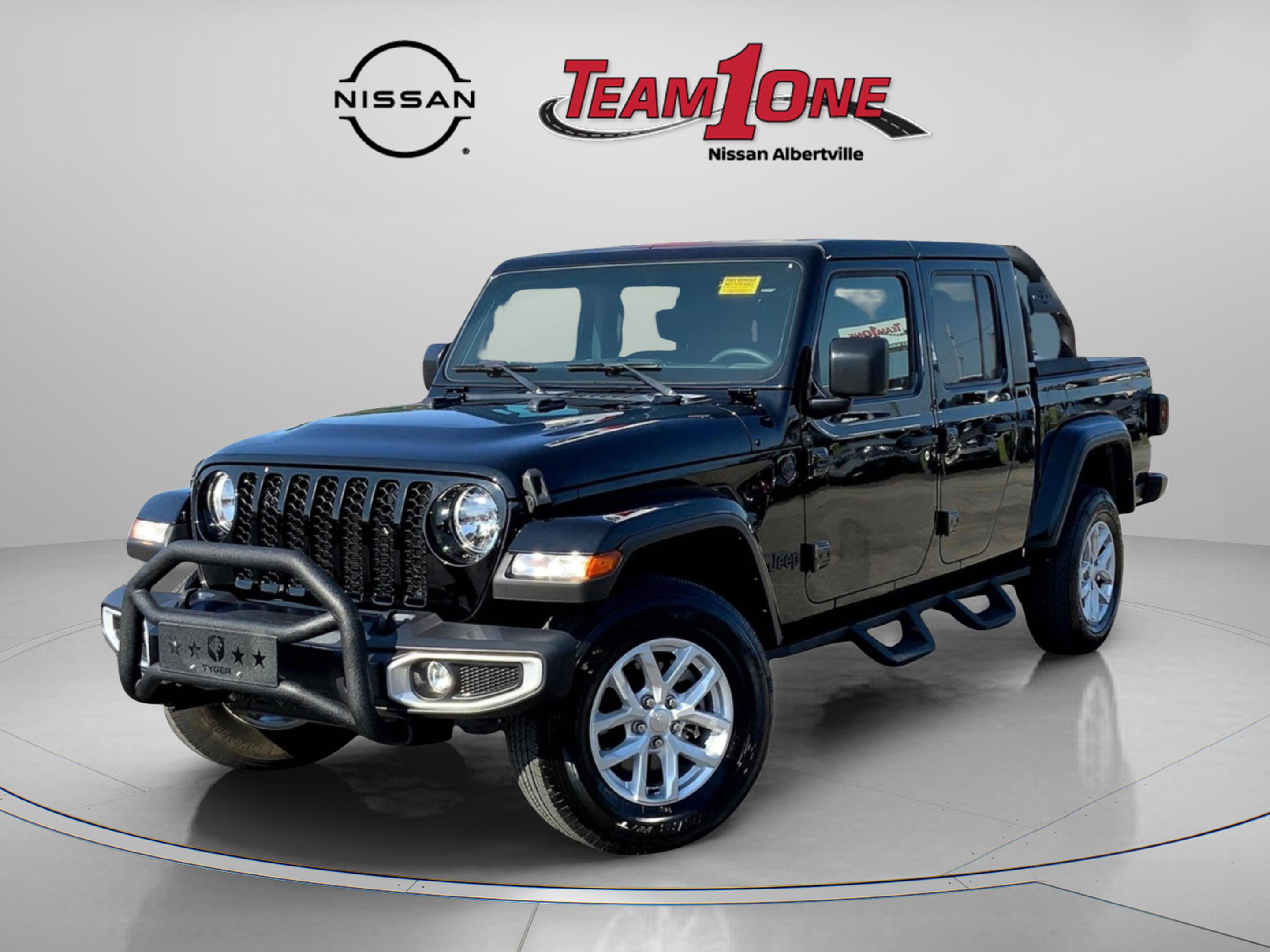 2023 Jeep Gladiator Sport photo 3