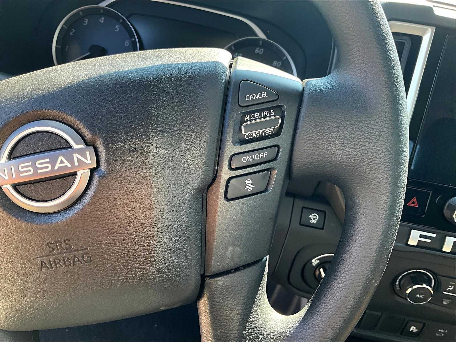 2025 Nissan Frontier SV photo 17