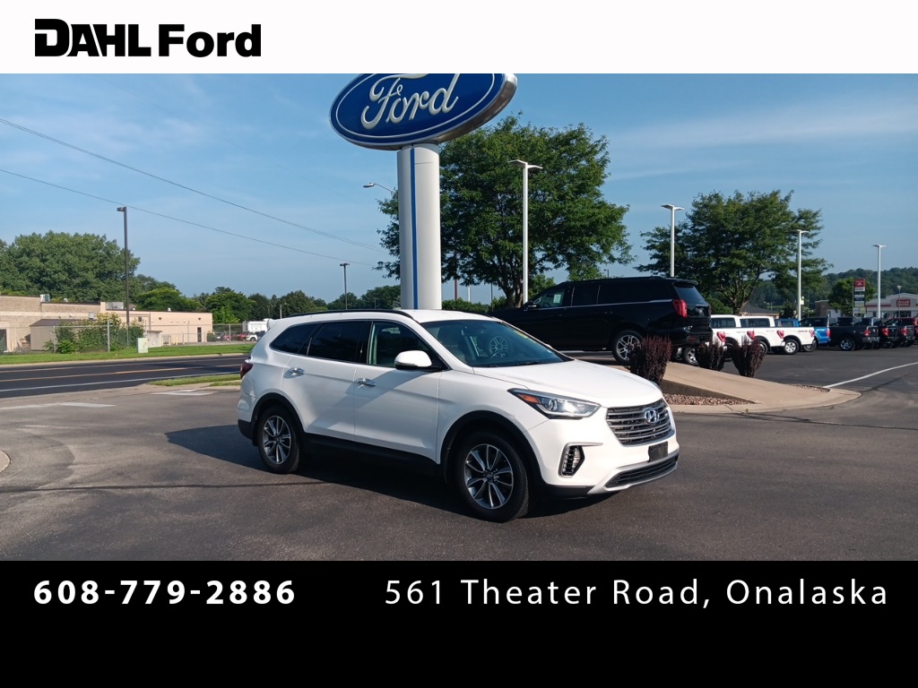 Used 2017 Hyundai Santa Fe SE with VIN KM8SN4HFXHU226976 for sale in Onalaska, WI