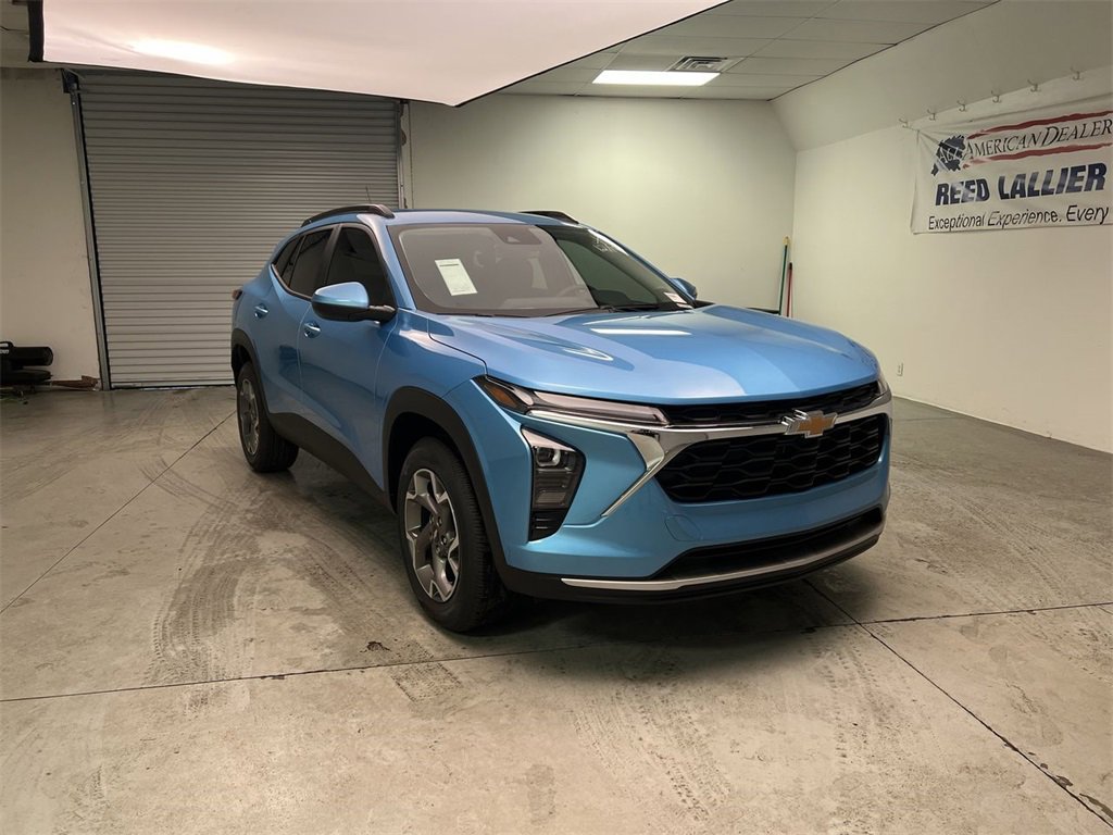 2026 Chevrolet Trax LT's photo