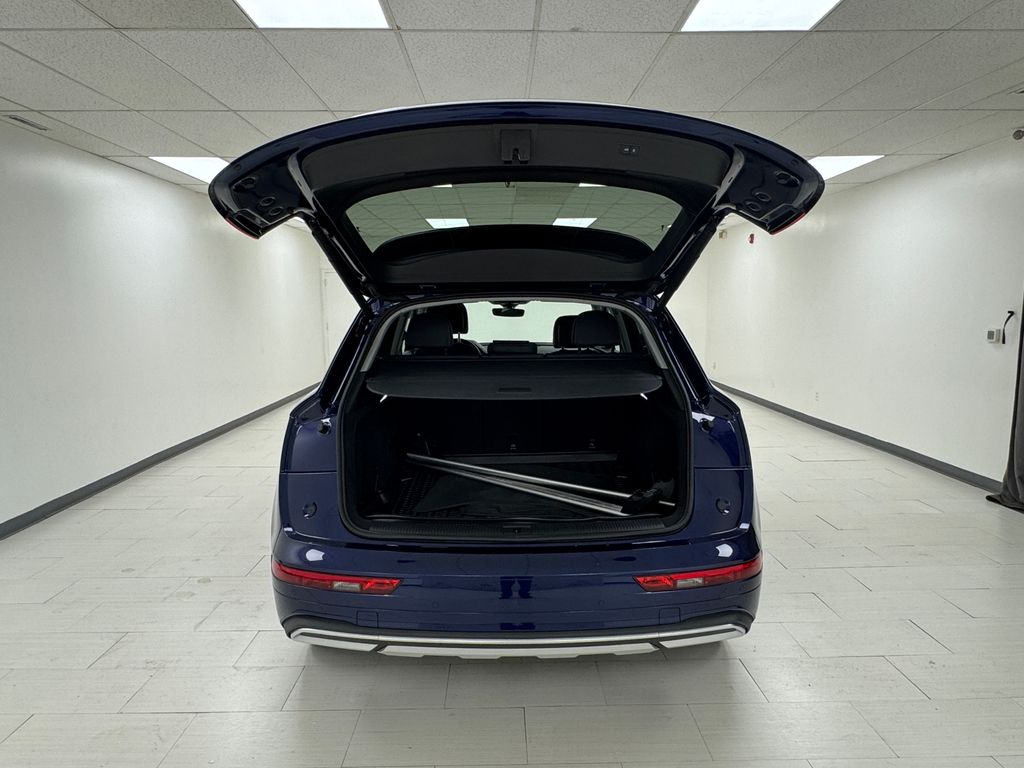 2021 Audi Q5 45 Premium Plus photo 35