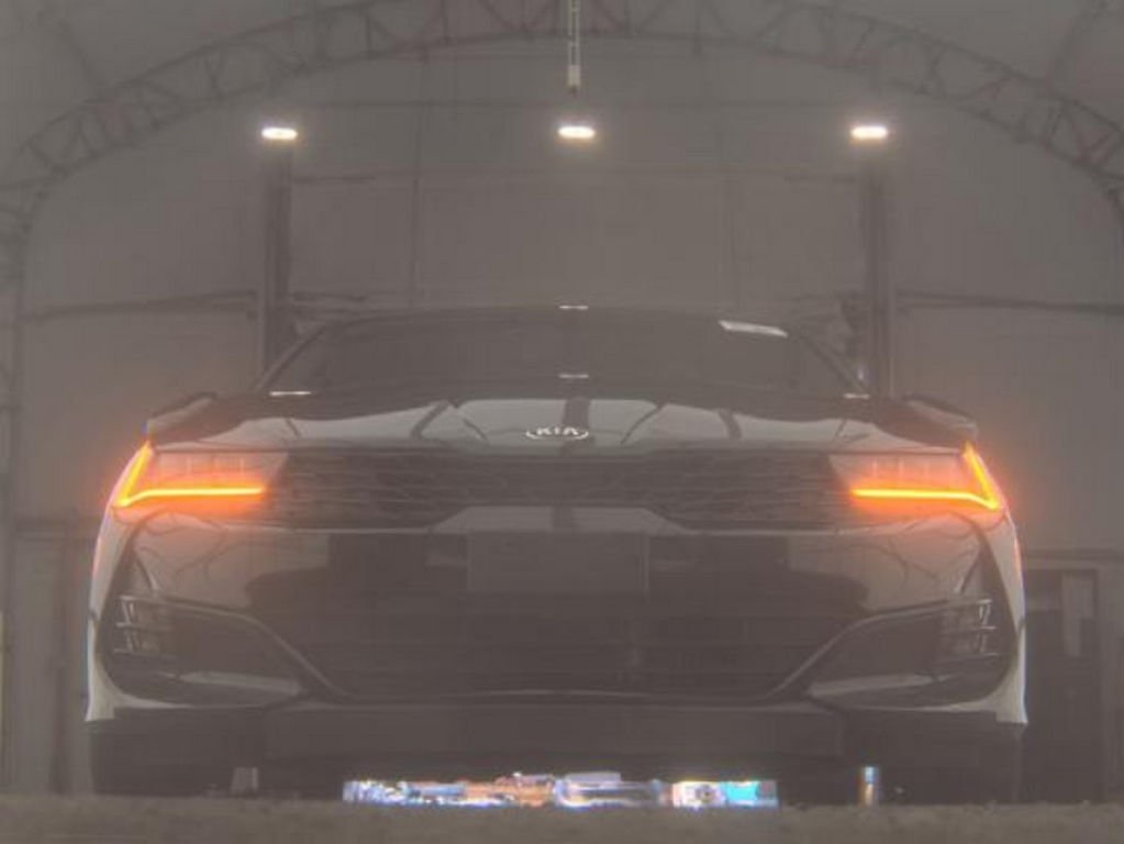 2021 Kia K5 GT-Line photo 4