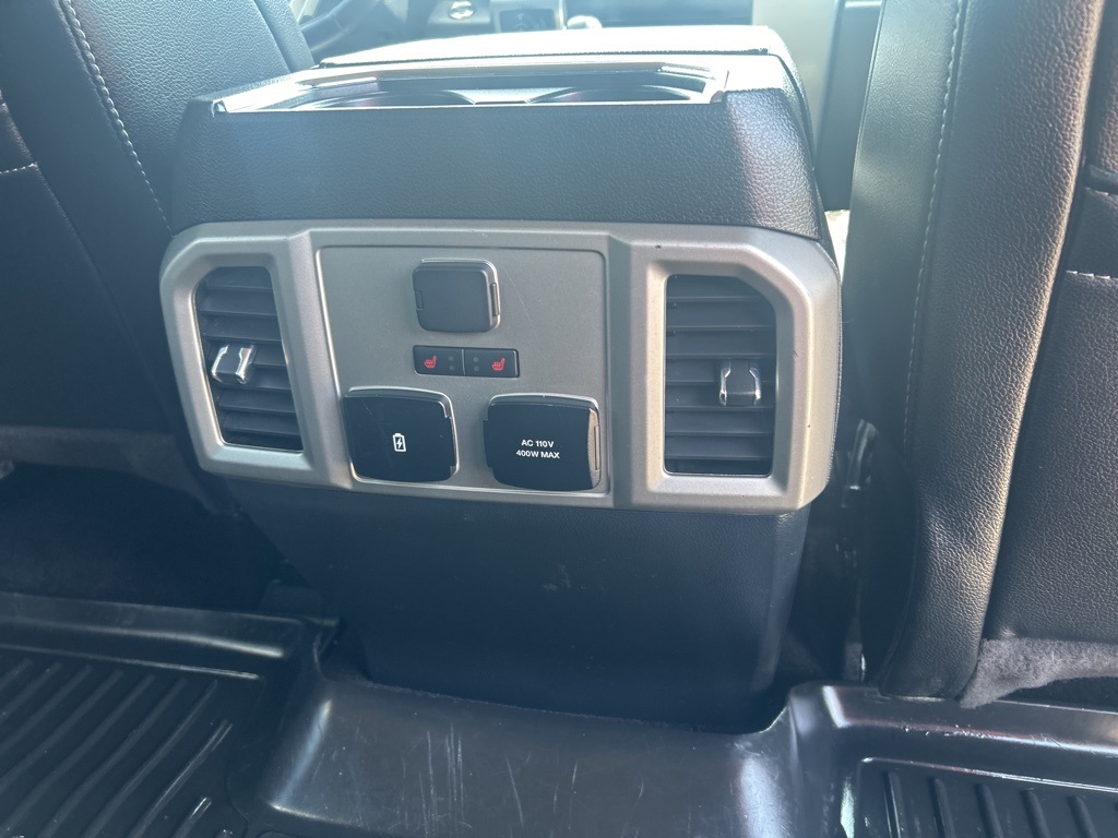 2020 Ford F-150 Lariat photo 24