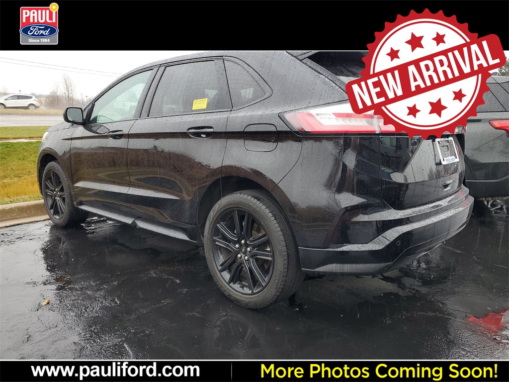 2024 Ford Edge ST photo 3