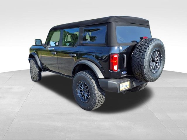 2025 Ford Bronco Base photo 4