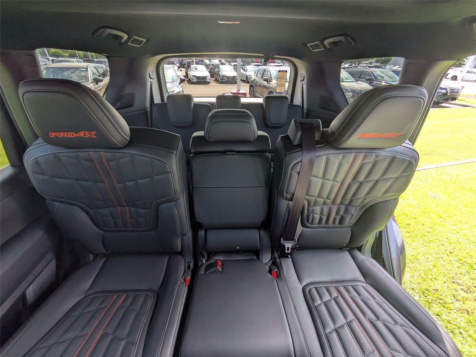 2025 Nissan Armada photo 27