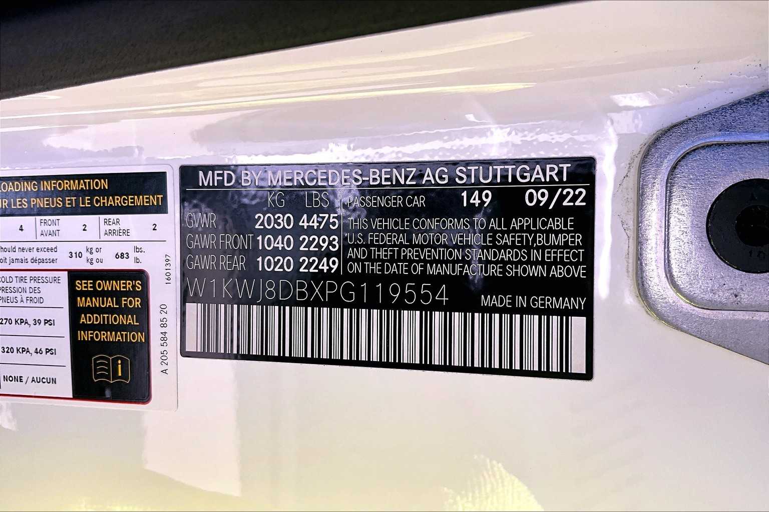 2023 Mercedes Benz C 300 AMG photo 33