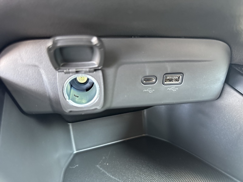 2025 Chevrolet Trax LT photo 24