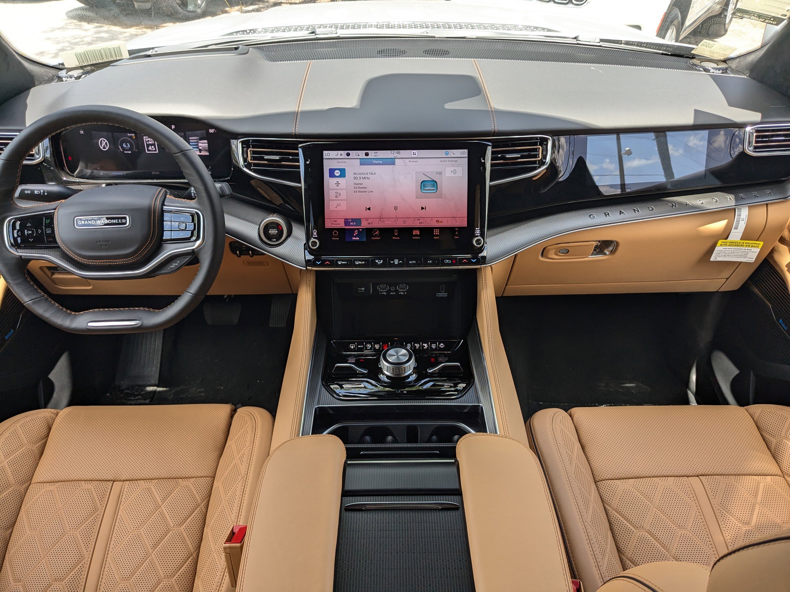 2025 Jeep Grand Wagoneer L III Obsidian photo 16