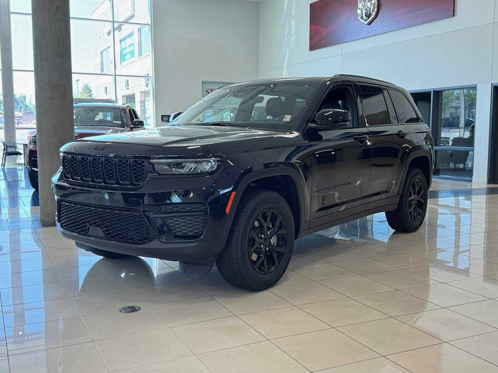 2025 Jeep Grand Cherokee Altitude's photo