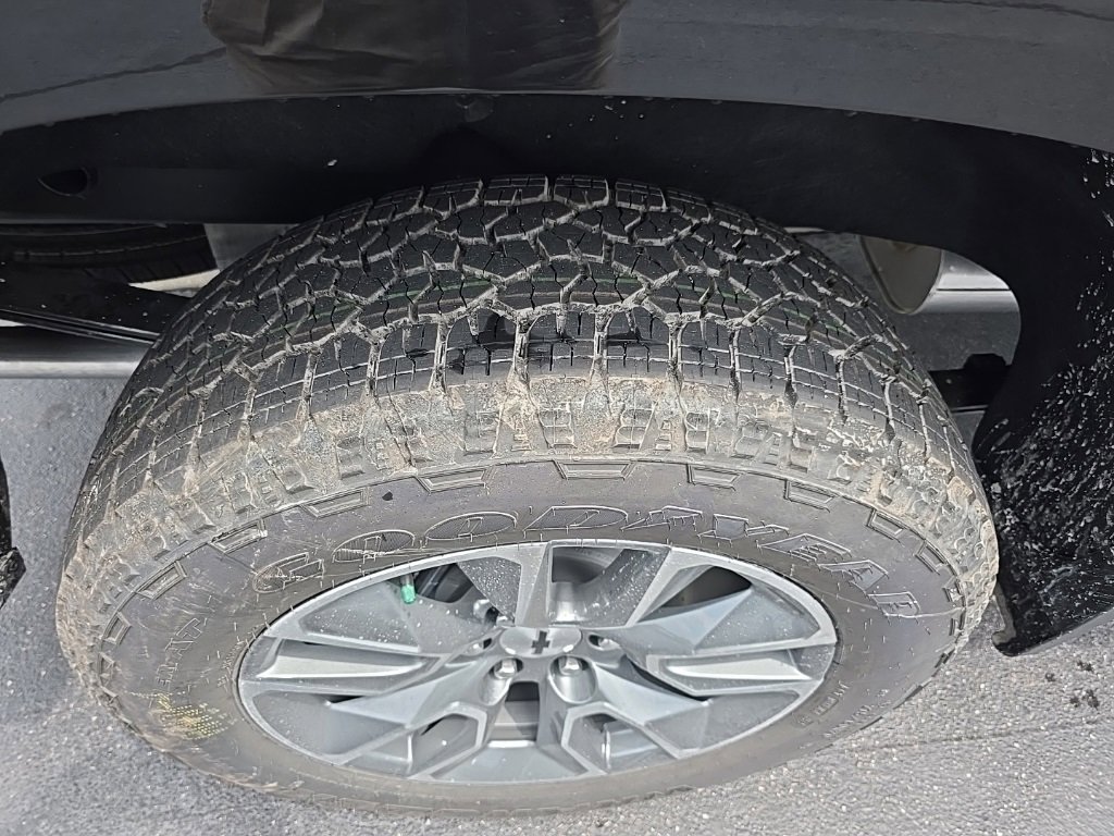 2026 Chevrolet Silverado 1500 RST photo 9
