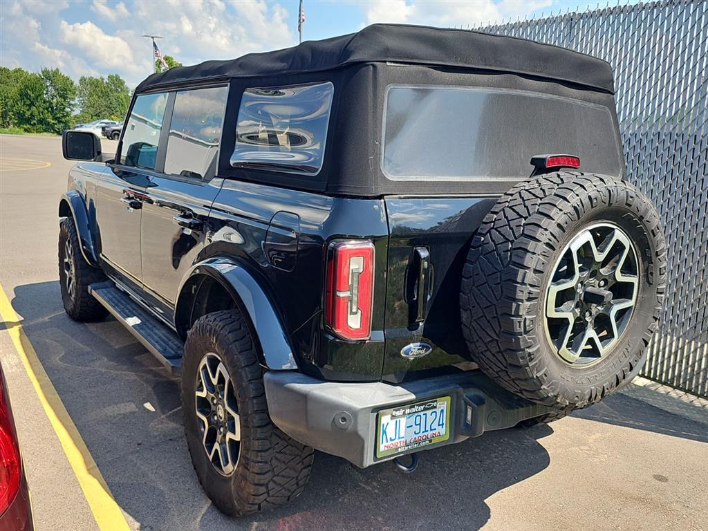 2022 Ford Bronco Outer Banks photo 4