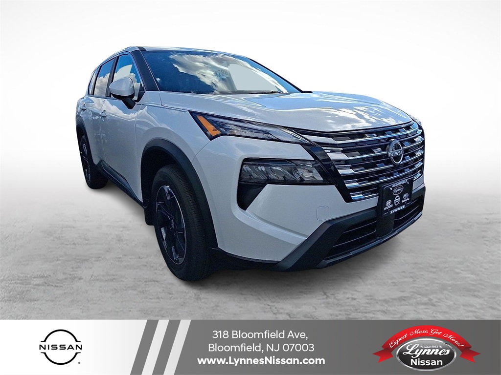 2026 Nissan Rogue SV's photo