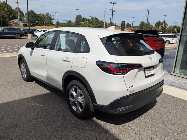 2023 Honda HR-V LX photo 3