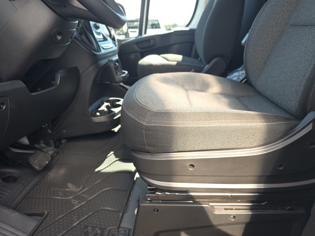 2025 Ram ProMaster 1500 Cargo Van photo 8