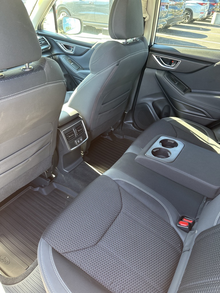 2019 Subaru Forester Premium photo 4