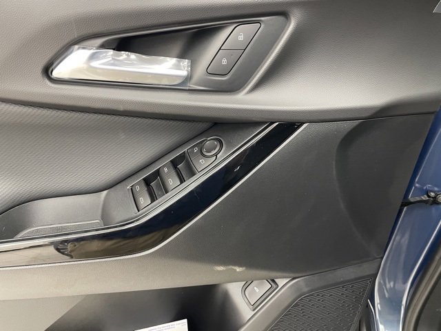 2026 Chevrolet Equinox LT photo 9