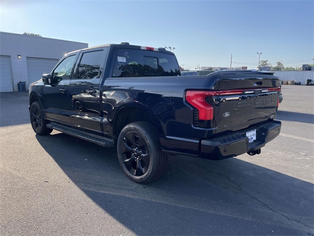 2025 Ford F-150 Lightning Platinum photo 4