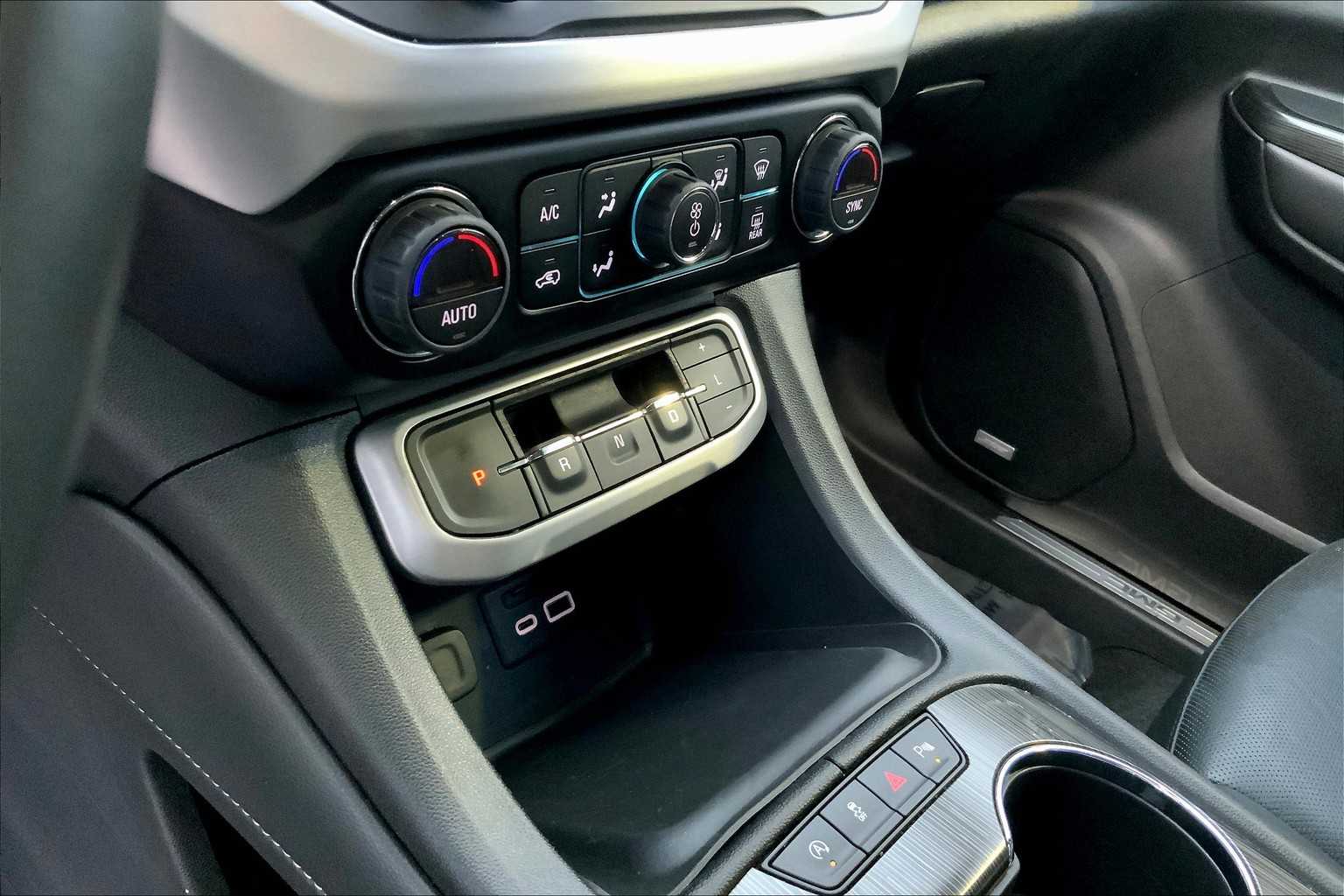 2023 Gmc Acadia SLT photo 15