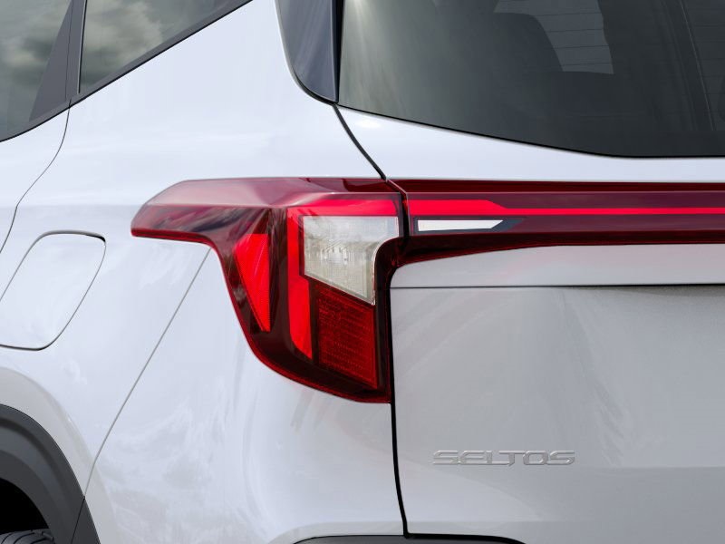 2026 Kia Seltos LX photo 3