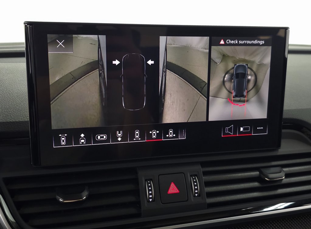 2025 AUDI SQ5 - Image 31