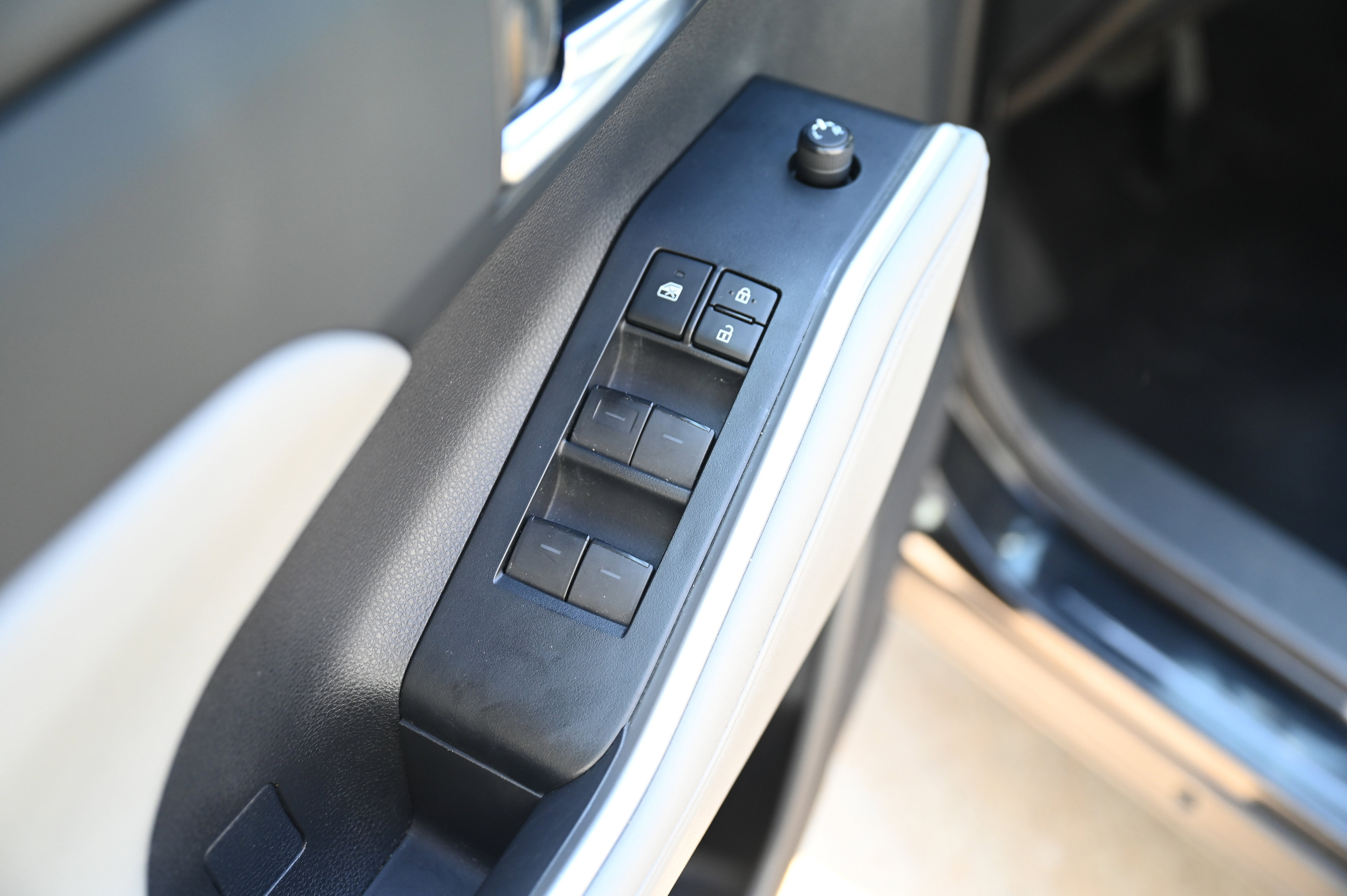 2021 Toyota Highlander XLE photo 15